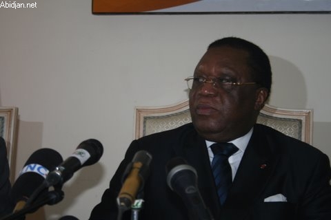 Observateurs nationaux et internationaux - Le communiqué du président de la CEI